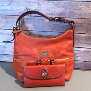 Dooney & Bourke